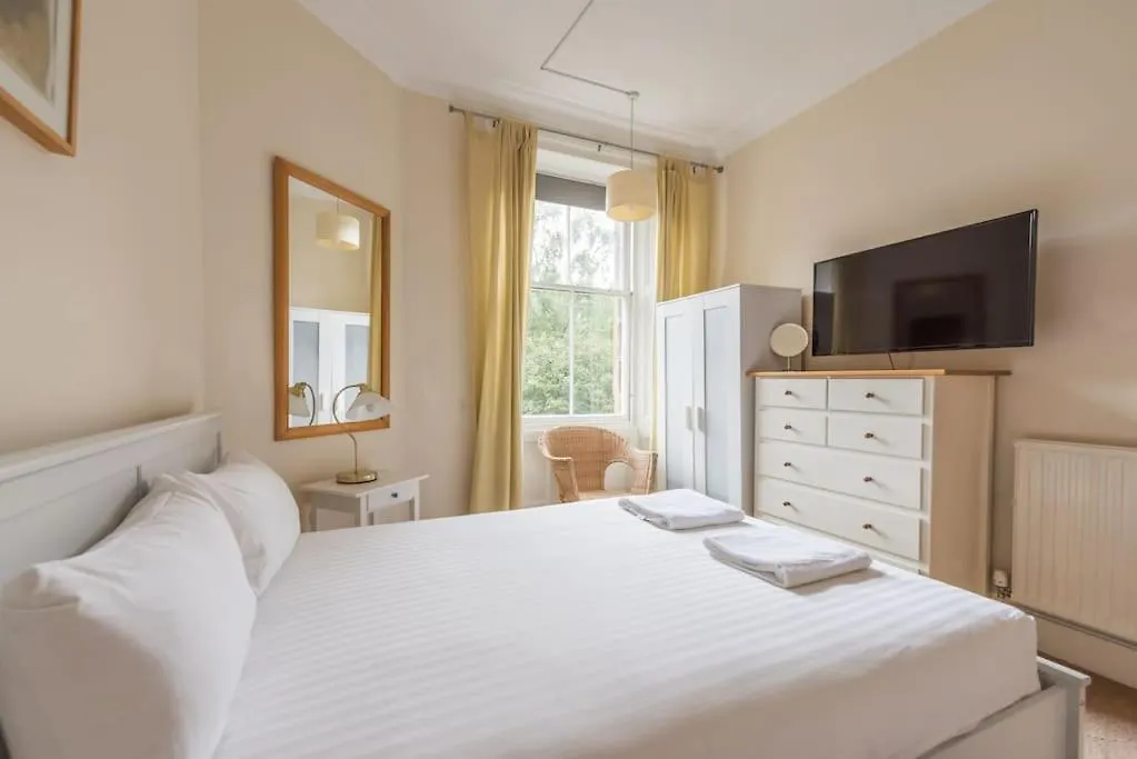 Apartament Beautiful 2 Bed 2 Bath Flat Overlooking Meadows Park Edynburg